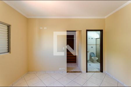 Casa para alugar com 200m², 3 quartos e 2 vagas Casa para alugar com 200m², 3 quartos e 2 vagasSuíte