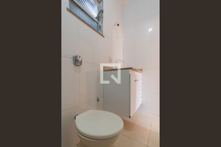 Apartamento para alugar com 62m², 2 quartos e sem vagaBanheiro
