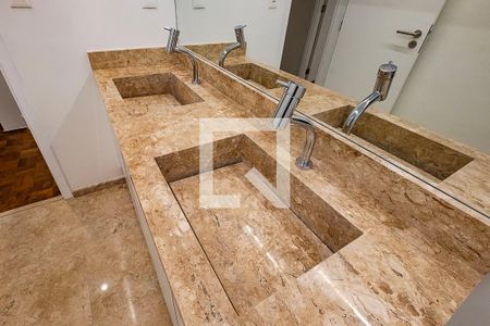 Apartamento à venda com 300m², 4 quartos e 2 vagasBanheiro