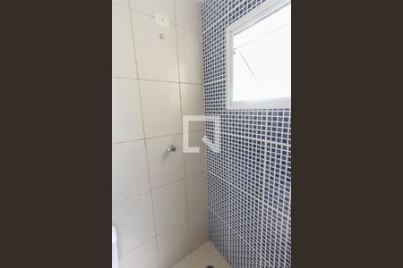 Casa de condomínio para alugar com 112m², 2 quartos e 2 vagas Casa de condomínio para alugar com 112m², 2 quartos e 2 vagasBanheiro Social