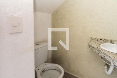 Casa de condomínio para alugar com 112m², 2 quartos e 2 vagas Casa de condomínio para alugar com 112m², 2 quartos e 2 vagasLavabo