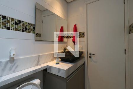 Apartamento à venda com 67m², 2 quartos e 1 vagaBanheiro Social