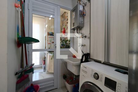 Apartamento à venda com 67m², 2 quartos e 1 vagaÁrea de Serviço