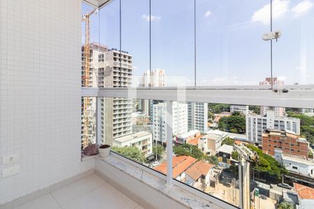 Varanda de apartamento à venda com 2 quartos, 63m² em Vila Olímpia, São Paulo