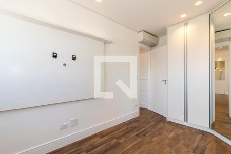 Suíte de apartamento à venda com 2 quartos, 63m² em Vila Olímpia, São Paulo