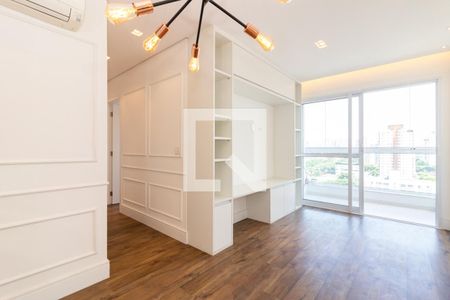 Sala de apartamento à venda com 2 quartos, 63m² em Vila Olímpia, São Paulo