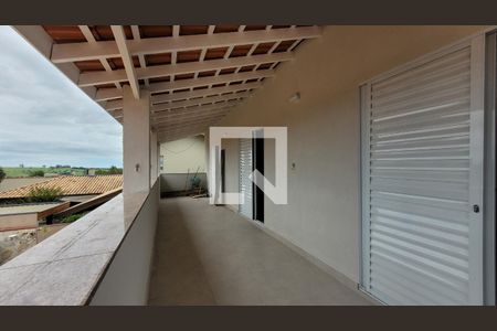 Varanda de casa de condomínio à venda com 4 quartos, 290m² em Conjunto Habitacional Vila Santana (sousas), Campinas