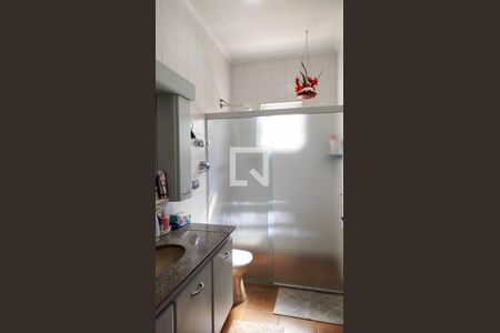 Casa à venda com 400m², 3 quartos e 3 vagas Casa à venda com 400m², 3 quartos e 3 vagasBanheiro