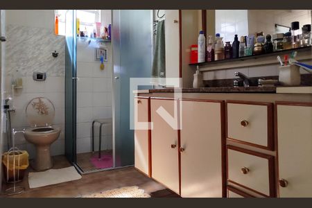 Casa à venda com 400m², 3 quartos e 3 vagas Casa à venda com 400m², 3 quartos e 3 vagasBanheiro da Suíte