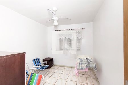 Quarto 1 de apartamento para alugar com 2 quartos, 55m² em Scharlau, São Leopoldo