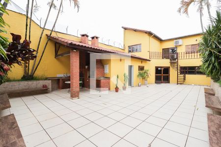 Casa à venda com 780m², 5 quartos e 4 vagasChurrasqueira 2