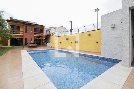 Casa à venda com 780m², 5 quartos e 4 vagasPiscina