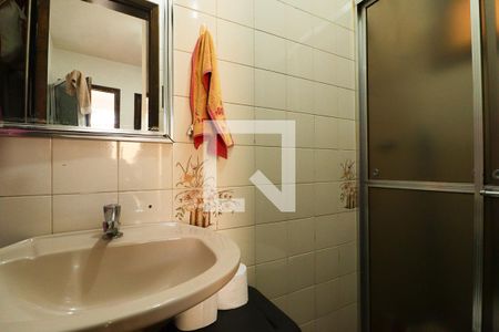 Casa à venda com 780m², 5 quartos e 4 vagasBanheiro de Serviço