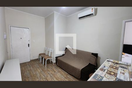 Sala de apartamento para alugar com 1 quarto, 50m² em Gonzaga, Santos