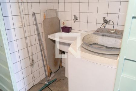 Casa de condomínio para alugar com 130m², 2 quartos e 2 vagas Casa de condomínio para alugar com 130m², 2 quartos e 2 vagasLavanderia (Garagem)