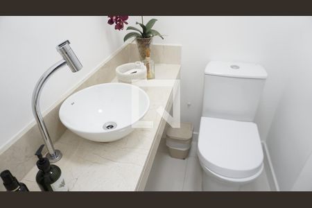 LAVABO de apartamento para alugar com 4 quartos, 160m² em Barra da Tijuca, Rio de Janeiro