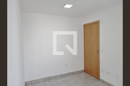 Sala de apartamento para alugar com 2 quartos, 35m² em Jardim Esmeraldina, Campinas