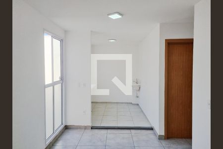 Sala de apartamento à venda com 2 quartos, 35m² em Jardim Esmeraldina, Campinas