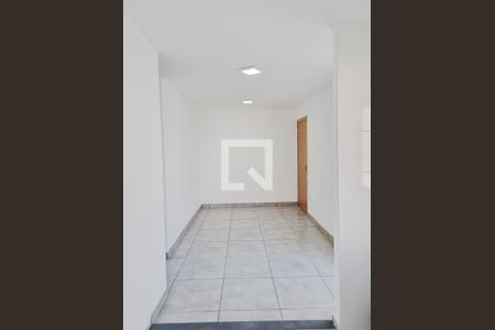 Sala de apartamento para alugar com 2 quartos, 35m² em Jardim Esmeraldina, Campinas
