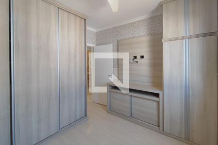 Quarto 1 de apartamento à venda com 3 quartos, 70m² em Jardim Garcia, Campinas