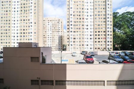 Quarto 1 de apartamento para alugar com 2 quartos, 39m² em Parque Bristol, São Paulo