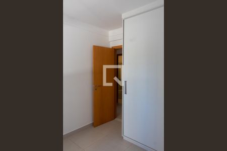 QUARTO 1 de apartamento para alugar com 2 quartos, 70m² em Vila Itapura, Campinas