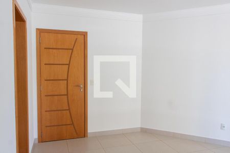 SALA de apartamento para alugar com 2 quartos, 70m² em Vila Itapura, Campinas