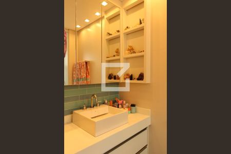 Casa à venda com 296m², 4 quartos e 3 vagasBanheiro da Suíte 3