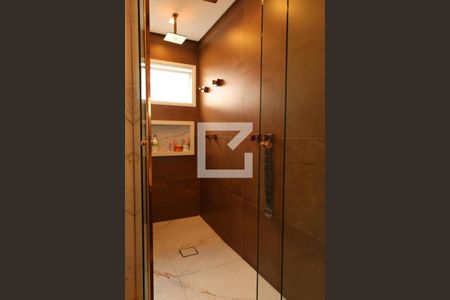 Casa à venda com 296m², 4 quartos e 3 vagasBanheiro da Suíte 1