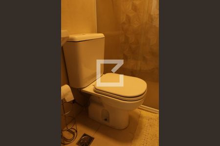 Casa à venda com 296m², 4 quartos e 3 vagasBanheiro de serviço