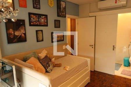 Casa à venda com 296m², 4 quartos e 3 vagasSuite 3