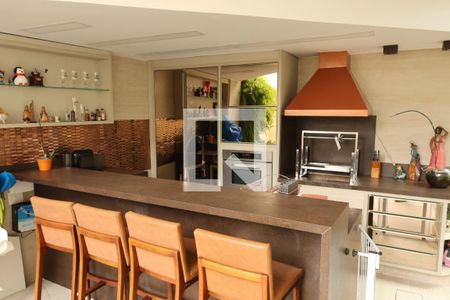 Casa à venda com 296m², 4 quartos e 3 vagasChurrasqueira