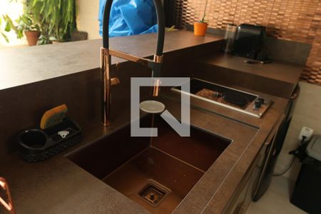 Casa à venda com 296m², 4 quartos e 3 vagasChurrasqueira