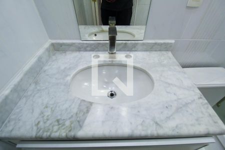 Apartamento à venda com 85m², 3 quartos e 2 vagas Apartamento à venda com 85m², 3 quartos e 2 vagasBanheiro da Suíte 2