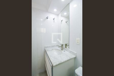 Apartamento à venda com 85m², 3 quartos e 2 vagas Apartamento à venda com 85m², 3 quartos e 2 vagasBanheiro da Suíte 2