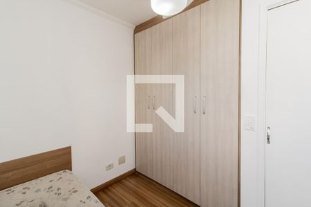 Quarto 1 de apartamento para alugar com 3 quartos, 65m² em Vila Araguaia, São Paulo