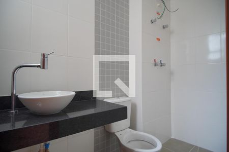 Banheiro suite de apartamento à venda com 2 quartos, 87m² em Jardim Carvalho, Porto Alegre