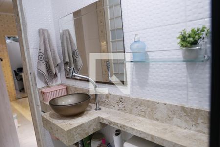 Casa à venda com 90m², 2 quartos e sem vagaBanheiro