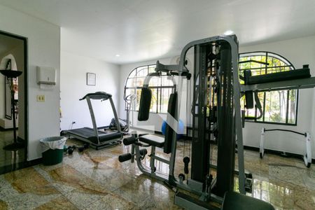 Apartamento para alugar com 96m², 2 quartos e 1 vagaÁrea comum - Academia