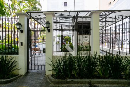 Apartamento para alugar com 96m², 2 quartos e 1 vagaFachada do condomínio