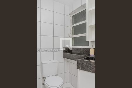 Banheiro de apartamento para alugar com 1 quarto, 60m² em Centro, São Leopoldo