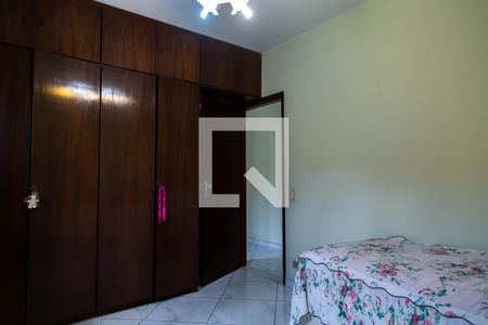 Casa à venda com 226m², 3 quartos e 2 vagasQuarto 1