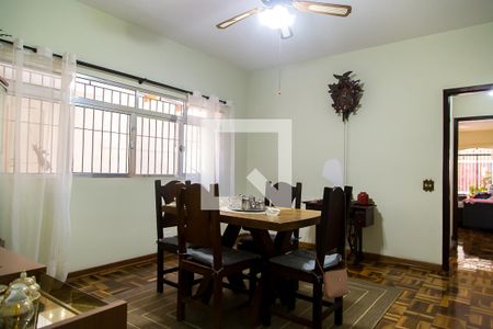 Casa à venda com 226m², 3 quartos e 2 vagasSala de Jantar