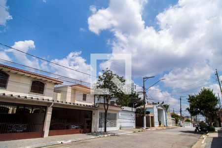 Casa à venda com 226m², 3 quartos e 2 vagasFachada