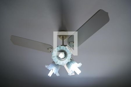 Casa à venda com 226m², 3 quartos e 2 vagasQuarto 2 - Ventilador