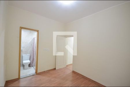 Apartamento à venda com 86m², 3 quartos e sem vaga Apartamento à venda com 86m², 3 quartos e sem vagaSuíte