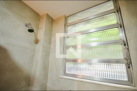 Apartamento à venda com 86m², 3 quartos e sem vaga Apartamento à venda com 86m², 3 quartos e sem vagaBanheiro Social