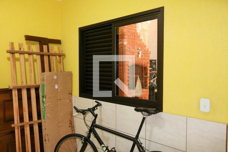 Casa à venda com 250m², 3 quartos e 6 vagasQuarto de serviço