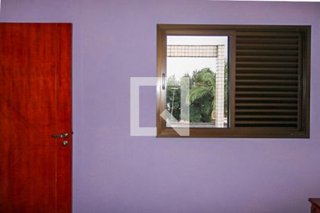 Casa à venda com 250m², 3 quartos e 6 vagasQuarto 2