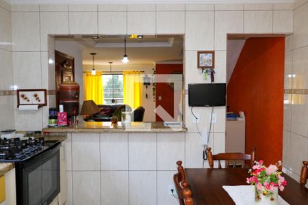 Casa à venda com 250m², 3 quartos e 6 vagasCozinha